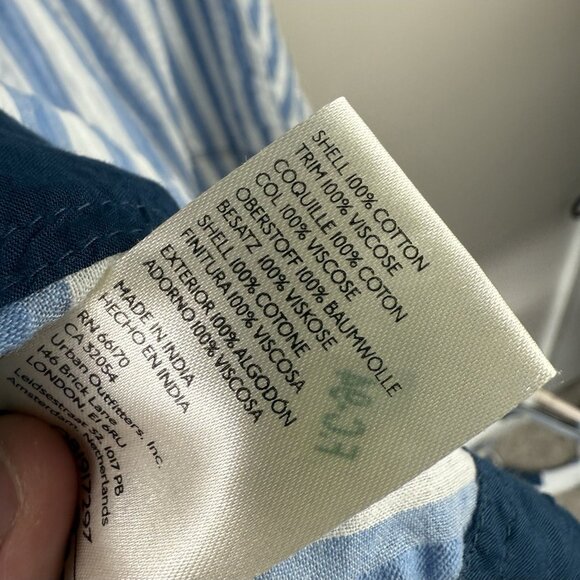 Free People Bop Around Stripe Romper XS Blue White Cotton V-Neck Boho Playsuit - Picture 11 of 11